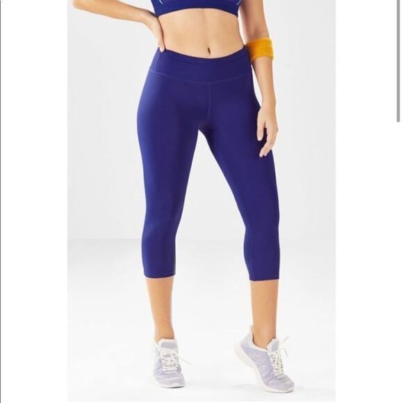 Fabletics Gia Powerlite Hold Blue Crop Leggings Size - Picture 2 of 10